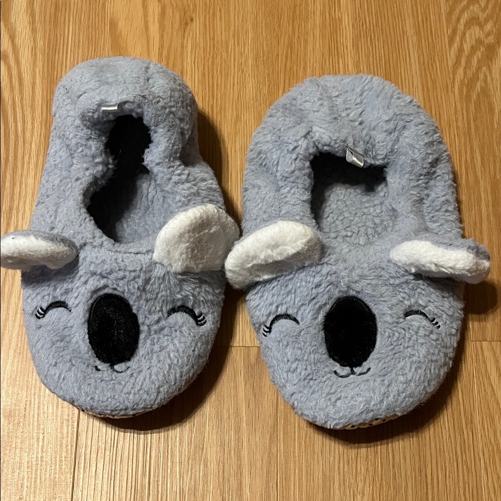 Old Navy Koala Kids Slippers - size XXL 5-6